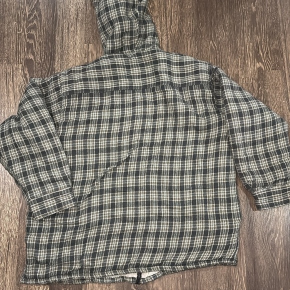 Mountain Club Men's Black and Gray Plaid Fleece jacket size XL - Picture 2 of 4